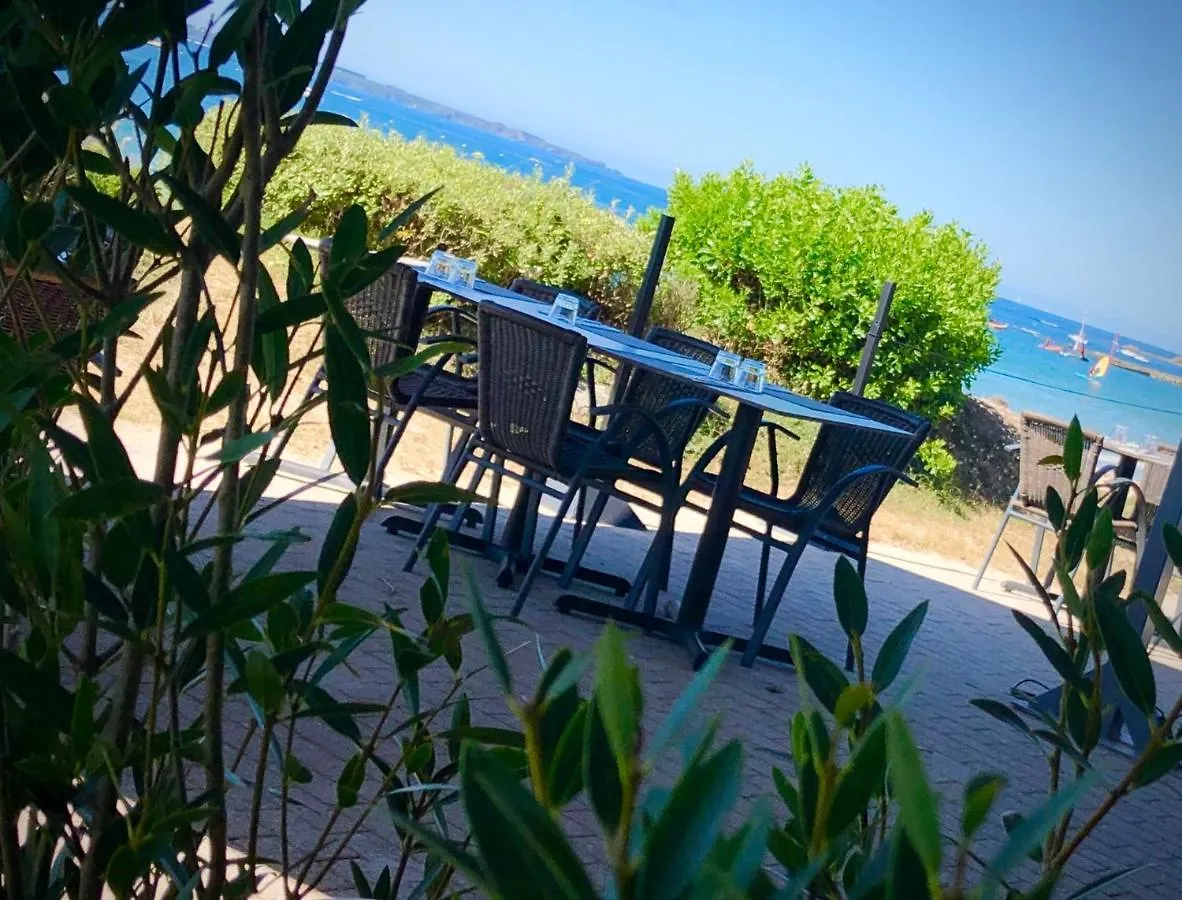 Logis Hotel & Restaurant Les Mouettes - Larmor Plage, Proche De Lorient