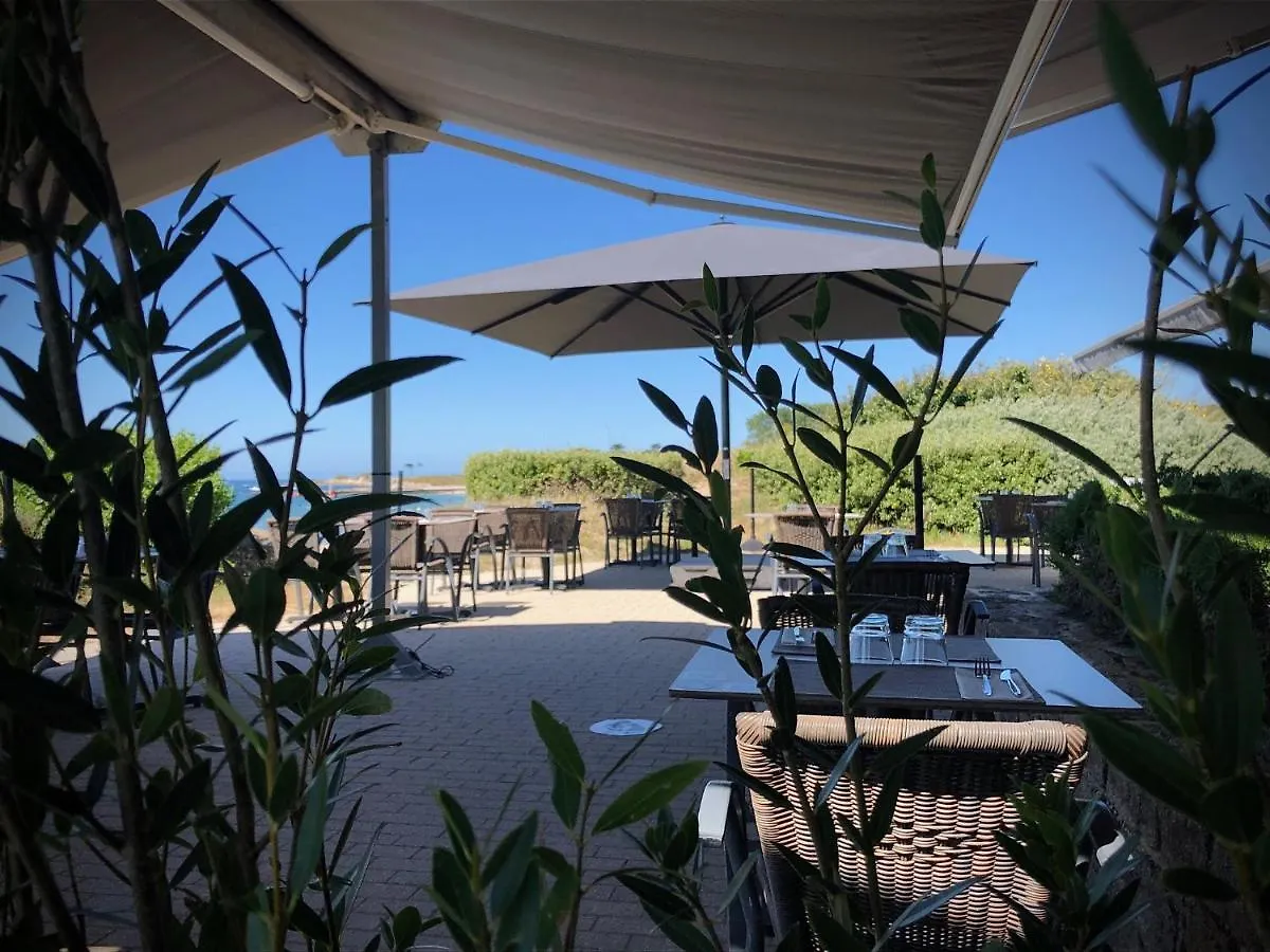Logis Hotel & Restaurant Les Mouettes - Larmor Plage, Proche De Lorient