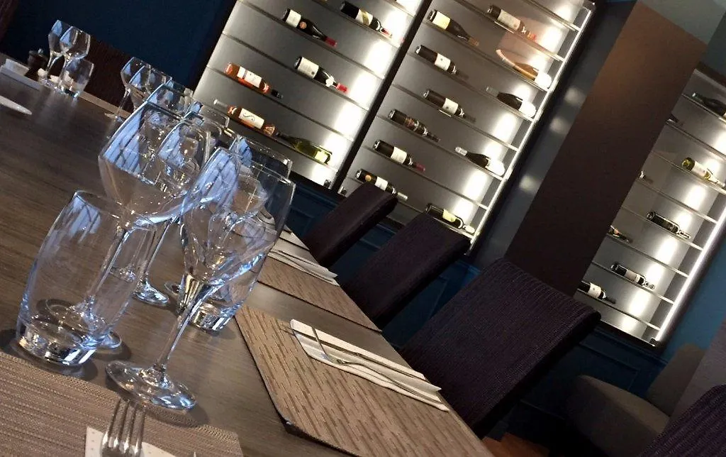 Logis Hotel & Restaurant Les Mouettes - Larmor Plage, Proche De Lorient  Larmor-Plage