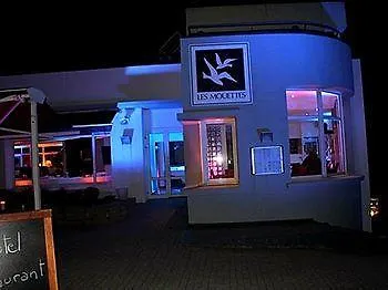 Logis Hotel & Restaurant Les Mouettes - Larmor Plage, Proche De Lorient 3*, Larmor-Plage Francia