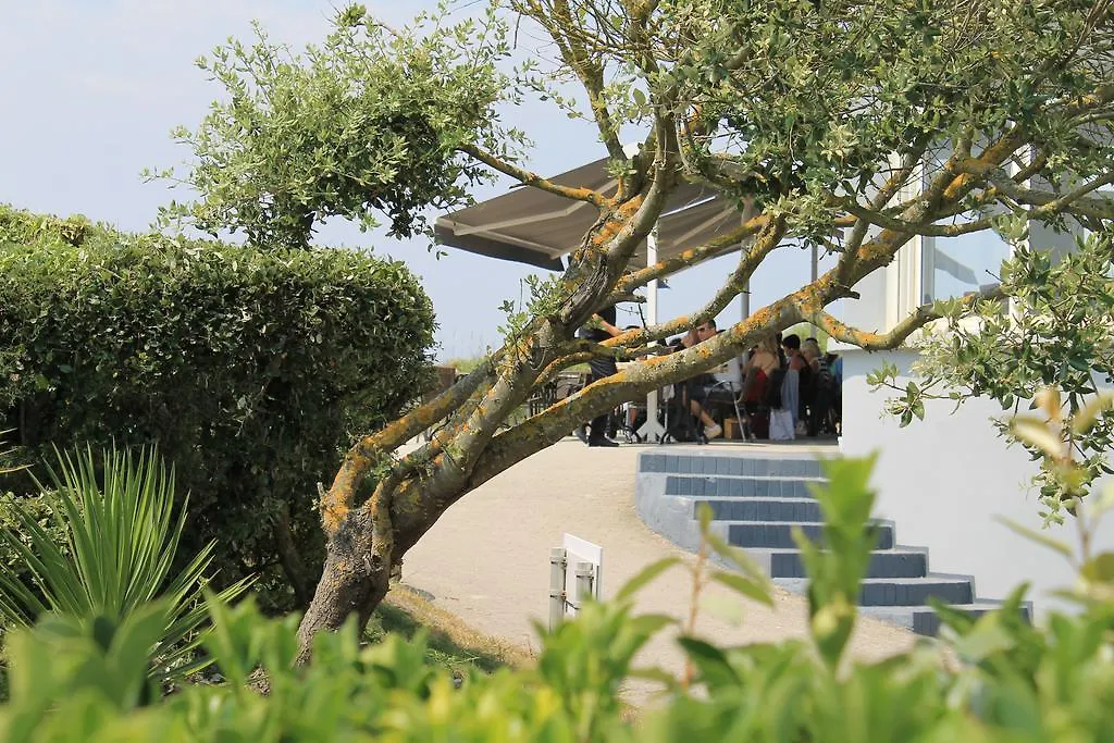 Logis Hotel & Restaurant Les Mouettes - Larmor Plage, Proche De Lorient
